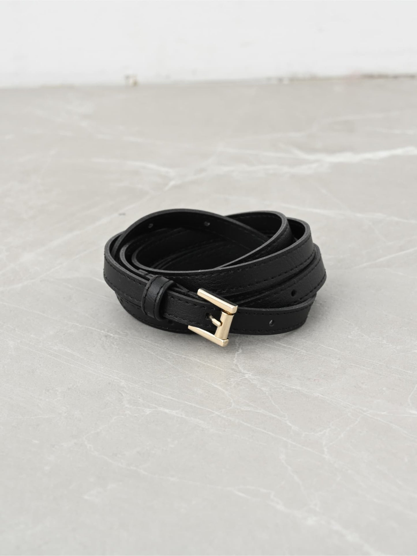 ※こちらが実物のカラーに一番お色味が近くなっております。(ブラック)