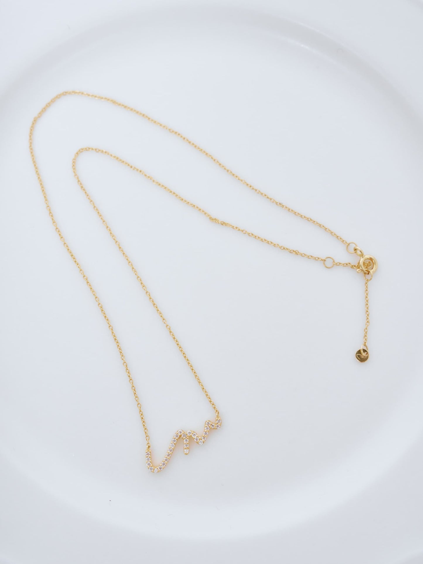 ※こちらが実物のカラーに一番お色味が近くなっております。(モアサナイト)<br>