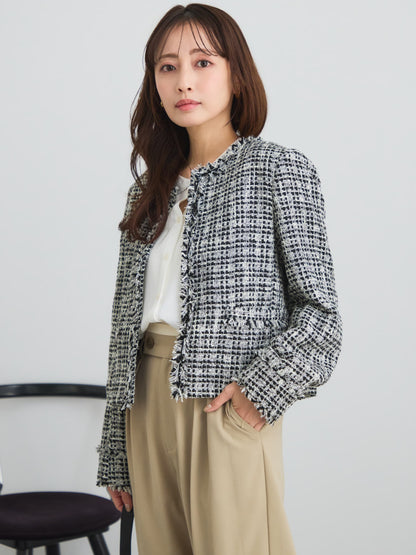 149cm | B:77 W:60 H:83 股下:68.5 | S着用