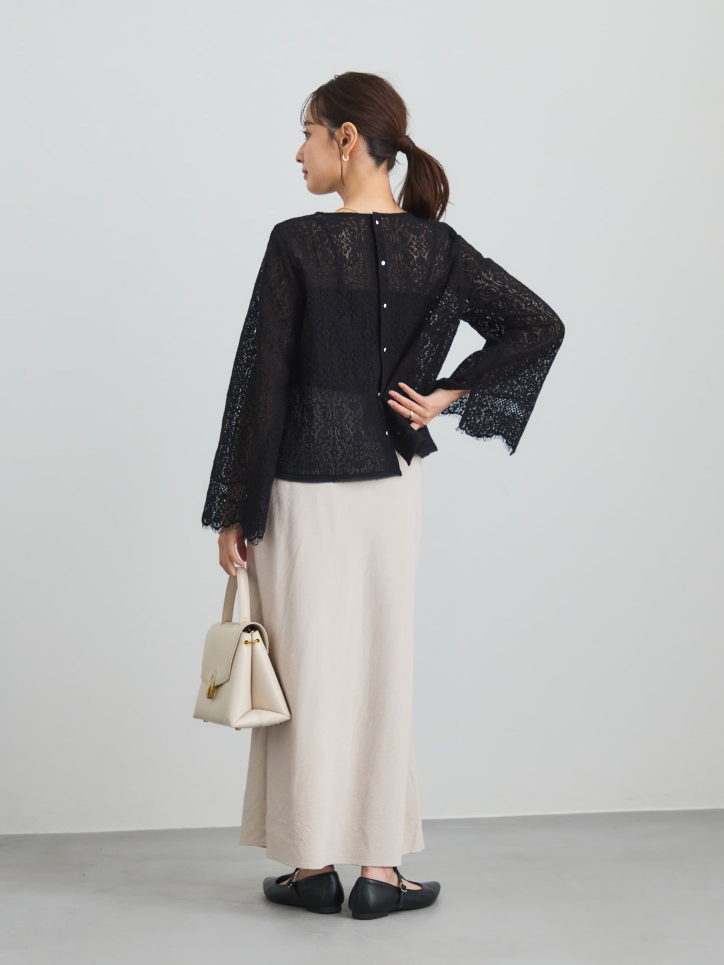 スカラップレーススリーブブラウス　[通常]