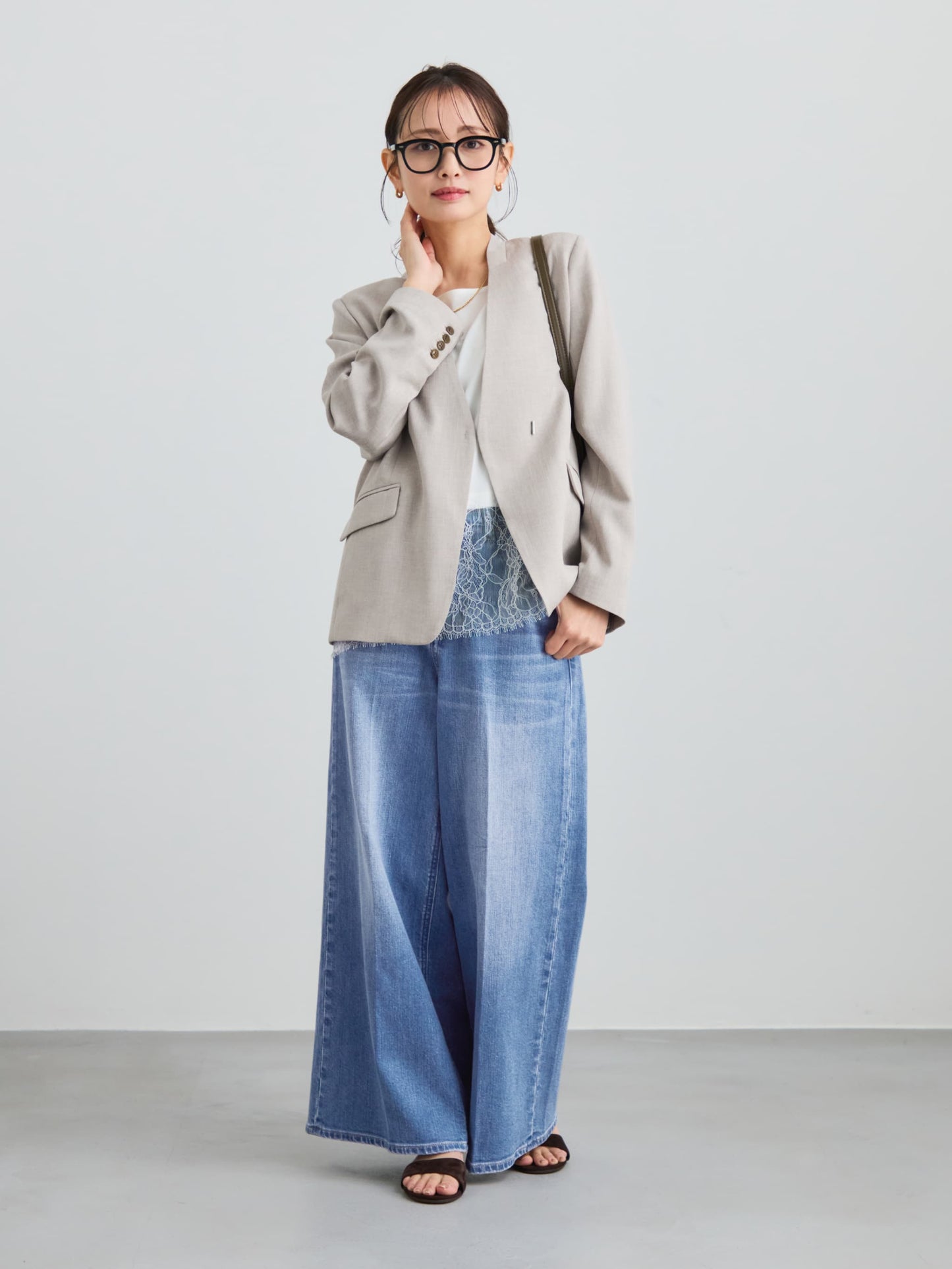 149cm | B:77 W:60 H:83 股下:68.5 | regular-XS着用