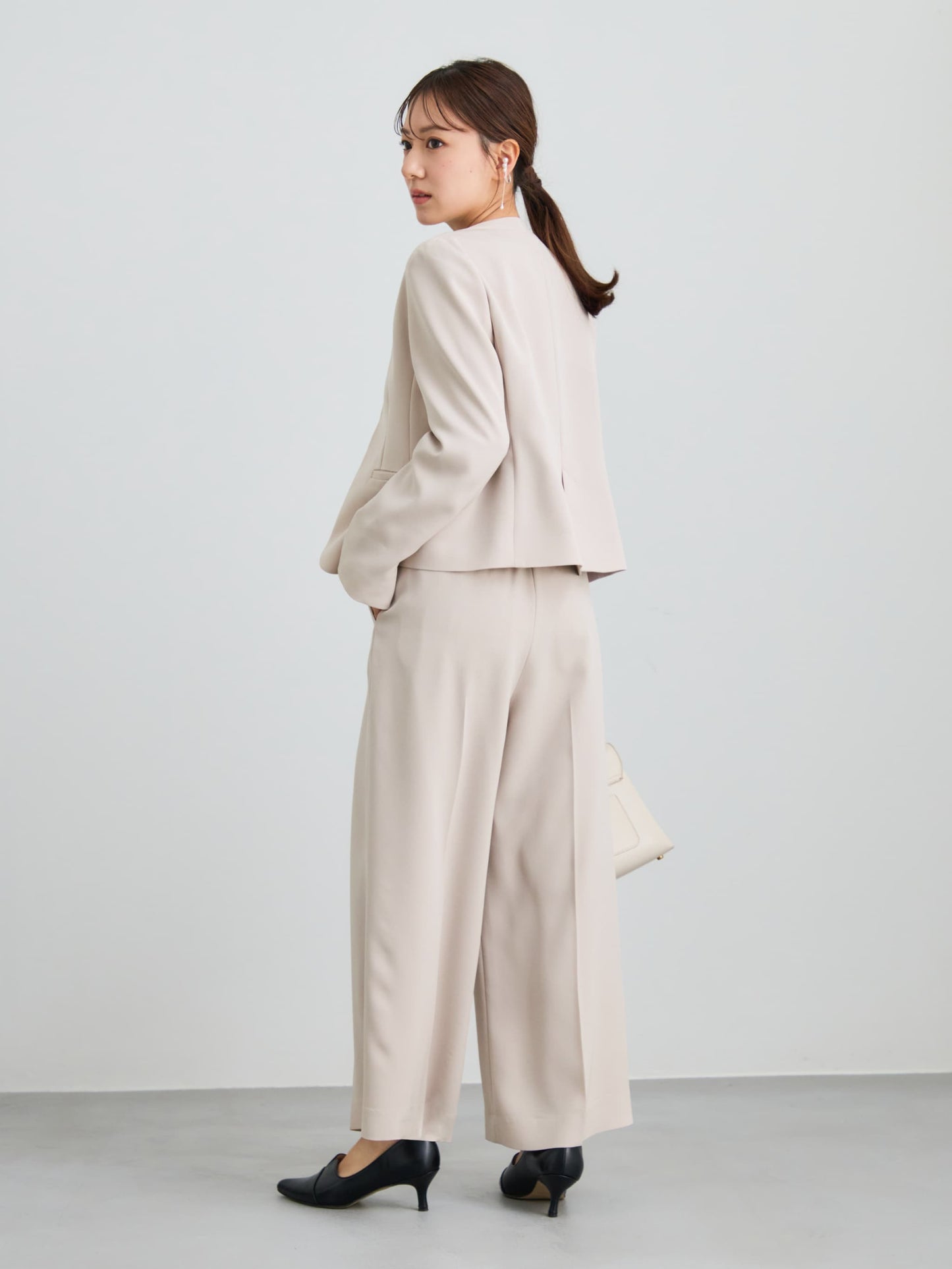 トリアセジョーゼットノーカラージャケット　[通常]