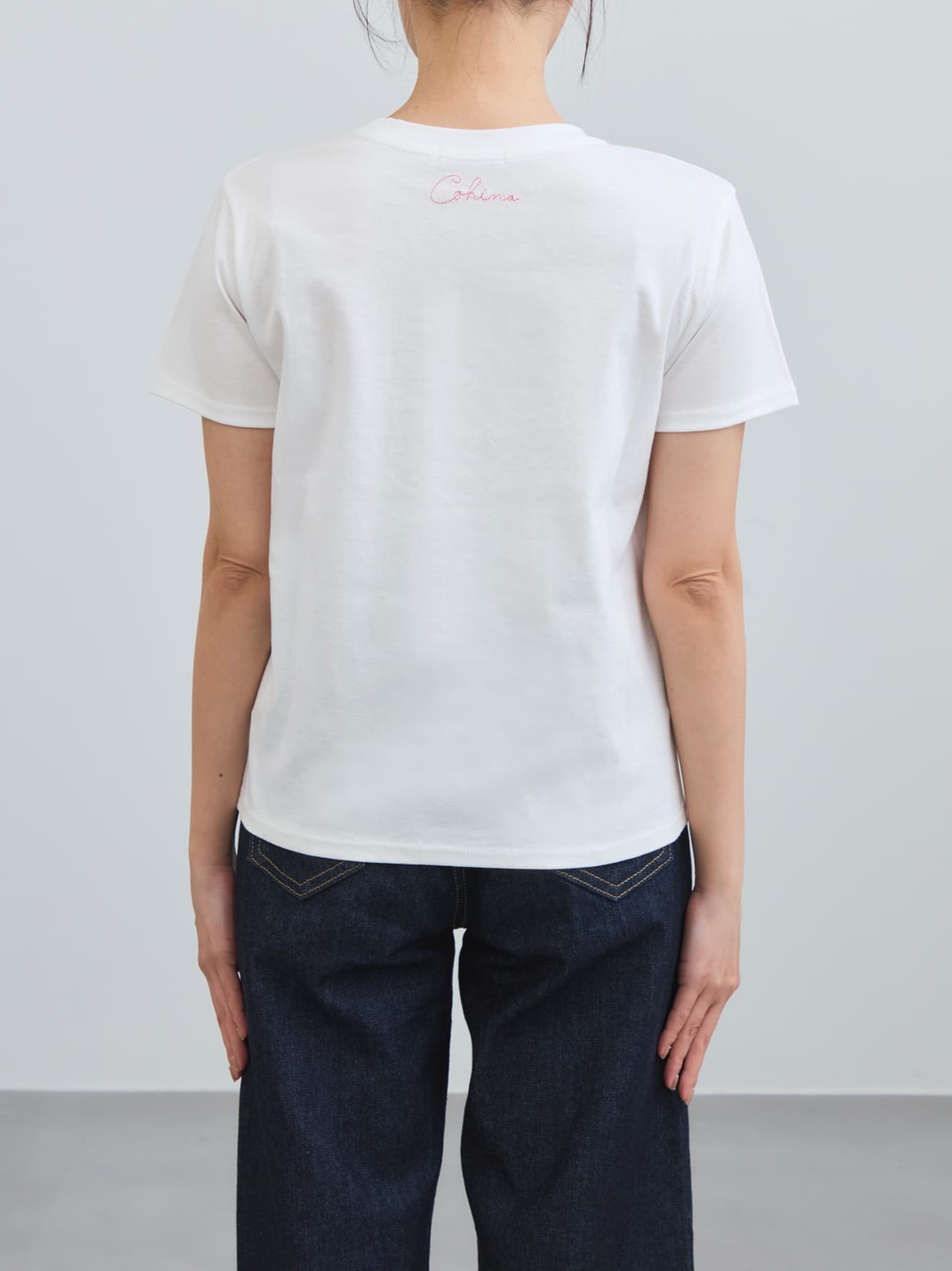 エンブロイダリーボタニカルTシャツ | 小柄・低身長女性向け