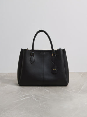 ※こちらが実物のカラーに一番お色味が近くなっております。（ブラック）