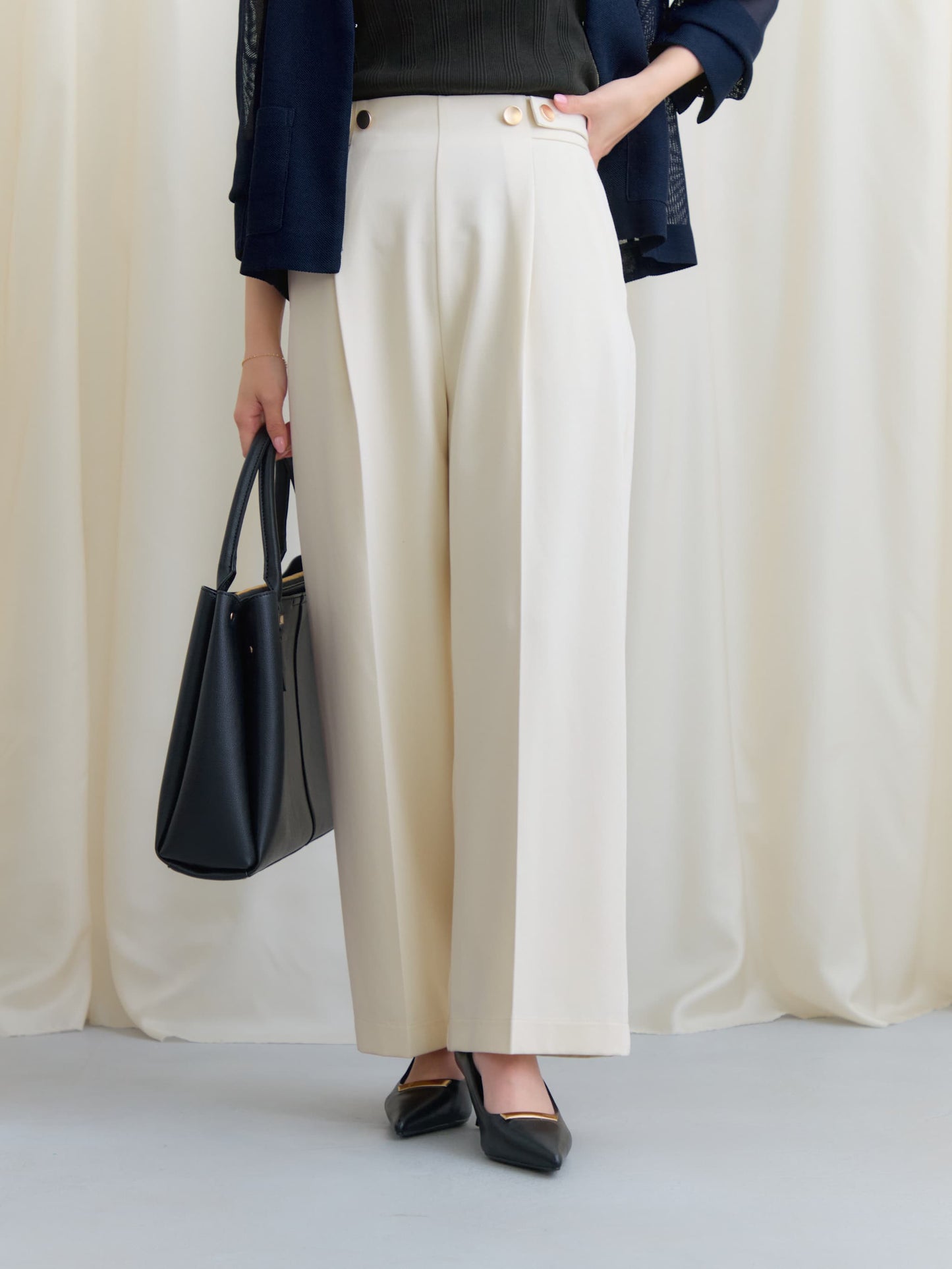 149cm | B:77 W:60 H:83 股下:68.5 | regular-XS着用