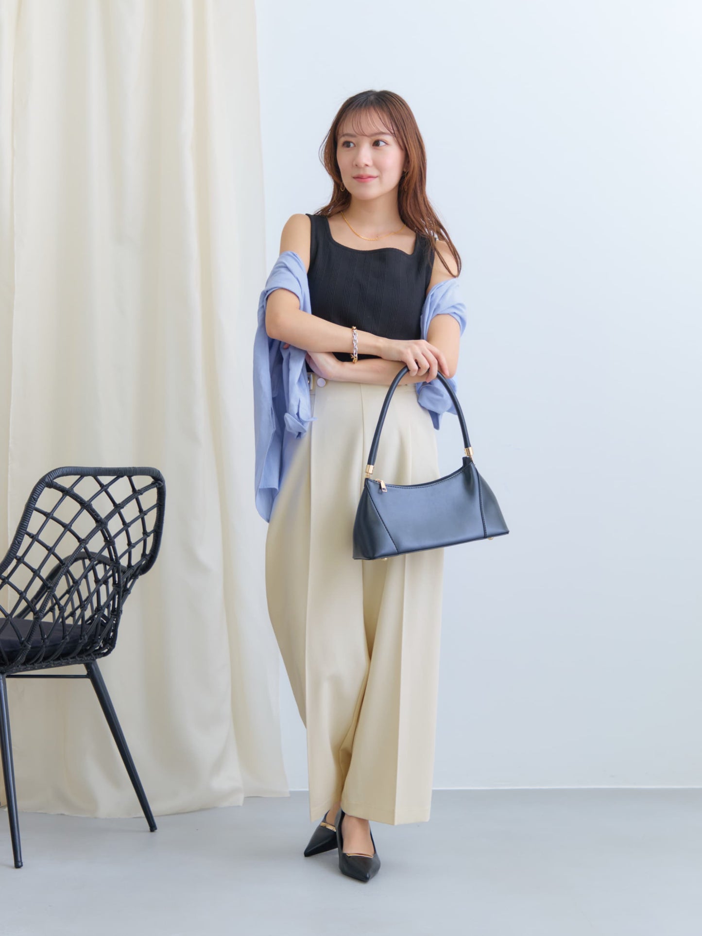 150cm | B:78 W:56 H:74 股下:69  |regular-XS着用