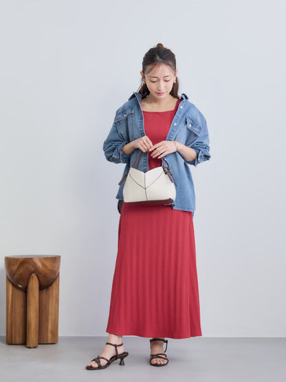 149cm | B:77 W:60 H:83 股下:68.5 | regular着用