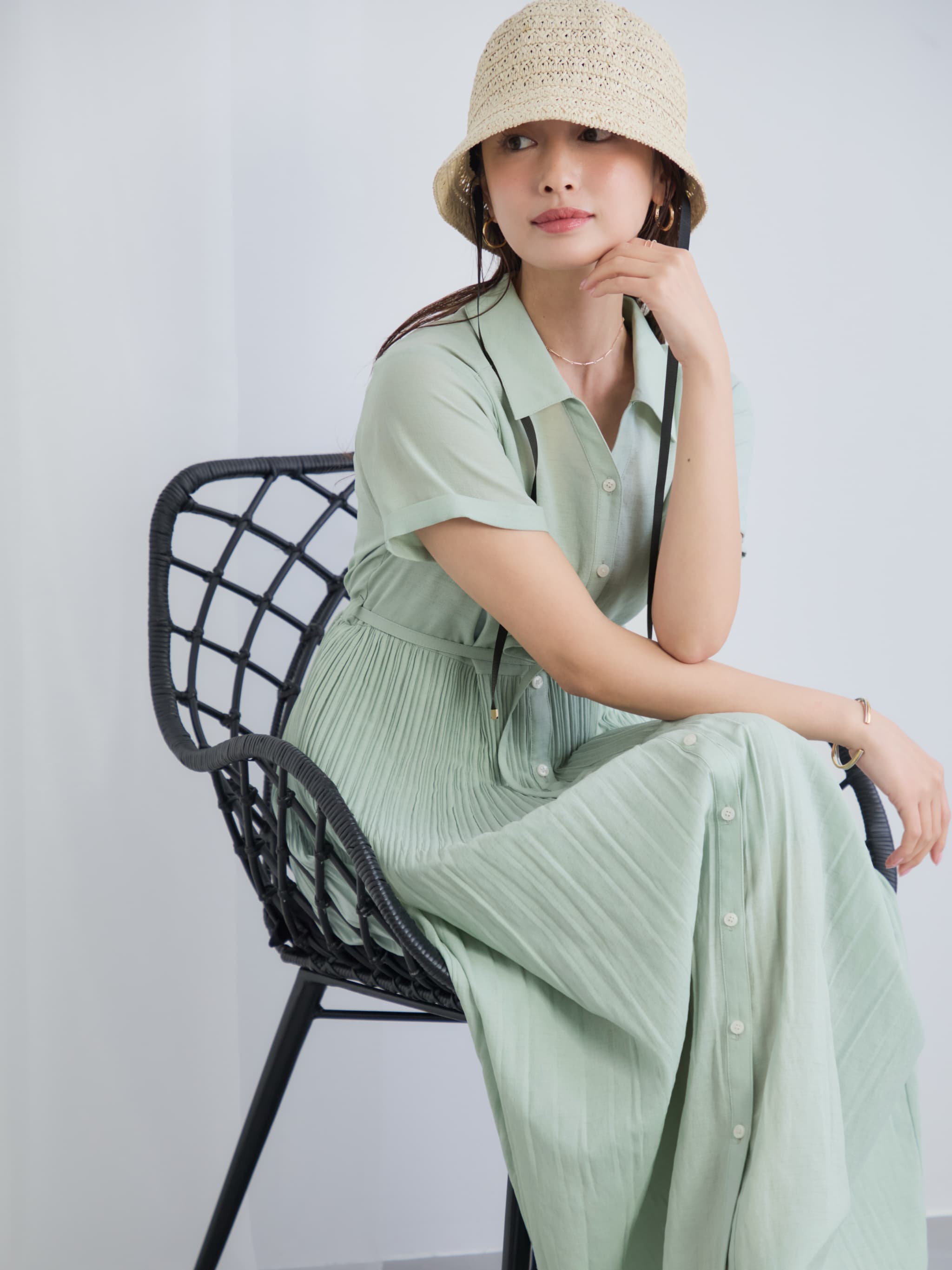 コーチ×kaffeコラボ　アシンメトリープリーツワンピース　シアー　グリーン　M プリーツシアーワンピース-short & regular | 小柄・低身長女性向け