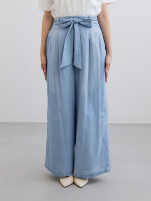 ※こちらが実物のカラーに一番お色味が近くなっております。（ライトインディゴ）<br>149cm | B:77 W:60 H:83 股下:68.5 | regular-XS着用 (ヒールの高さ:3.5cm)