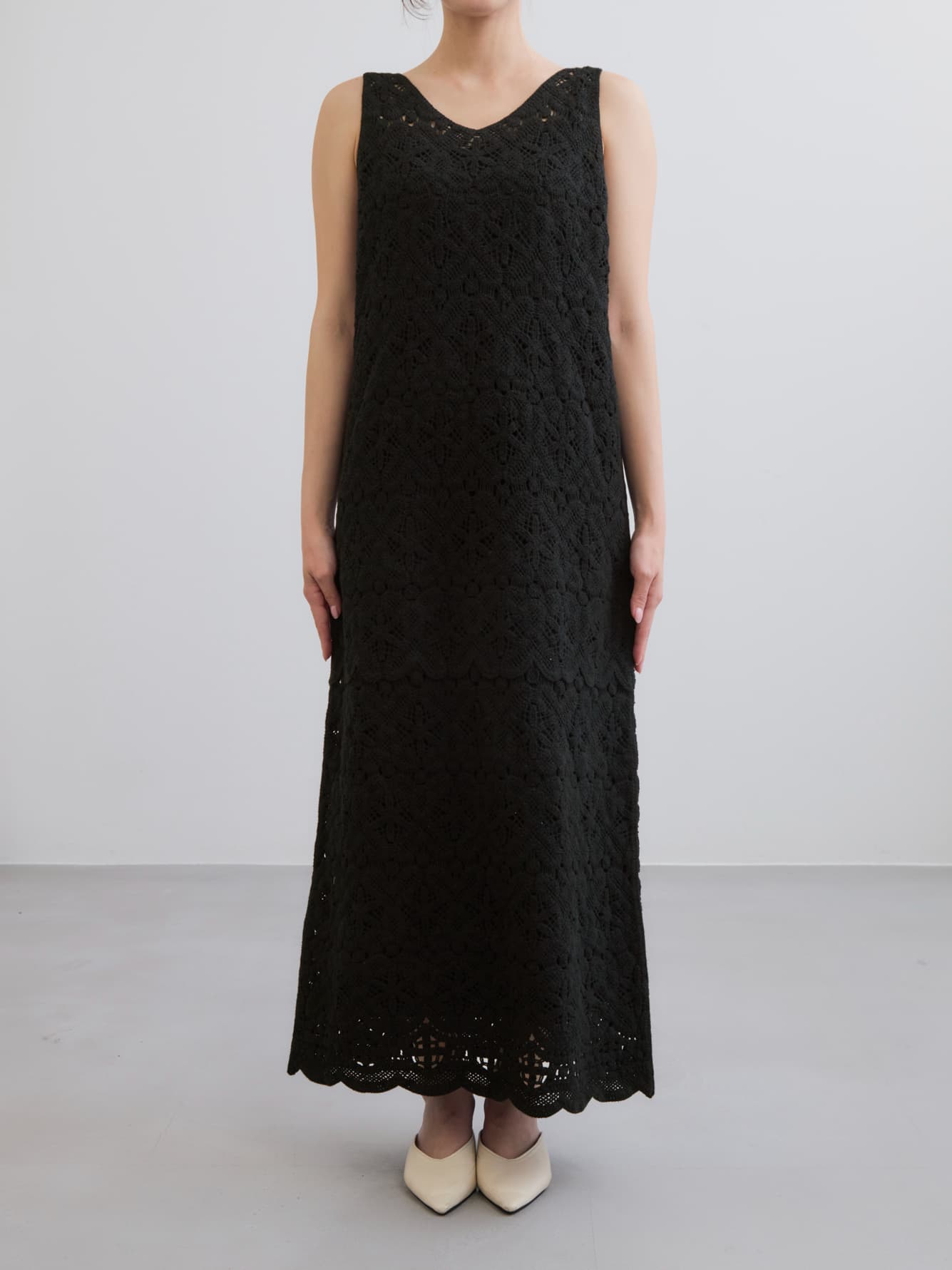 ※こちらが実物のカラーに一番お色味が近くなっております。（ブラック）<br>149cm | B:77 W:60 H:83 股下:68.5 | regular着用 (ヒールの高さ: 3.5cm) 