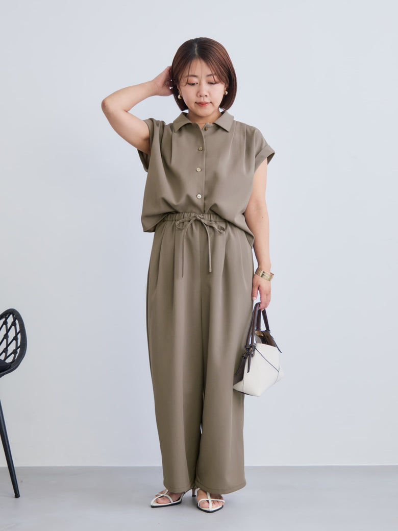 150cmスタッフ ワントーンコーデ