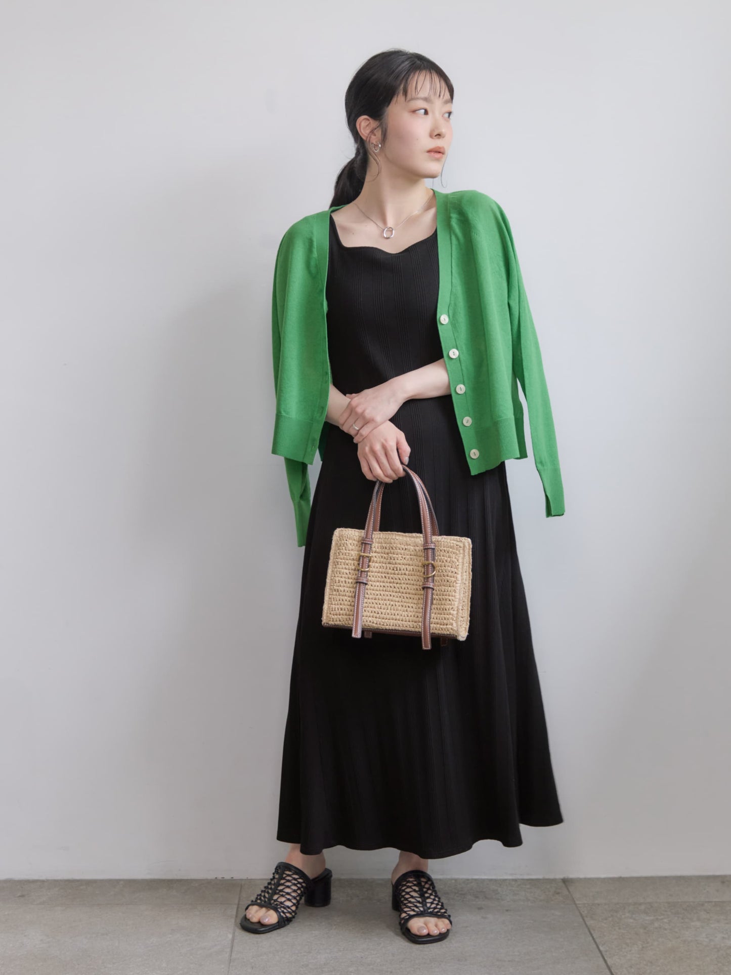 142cm | B:76 W:54 H:80 股下:64  | short着用