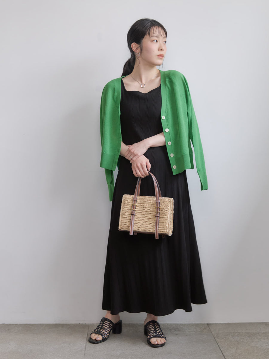 142cm | B:76 W:54 H:80 股下:64  | short着用