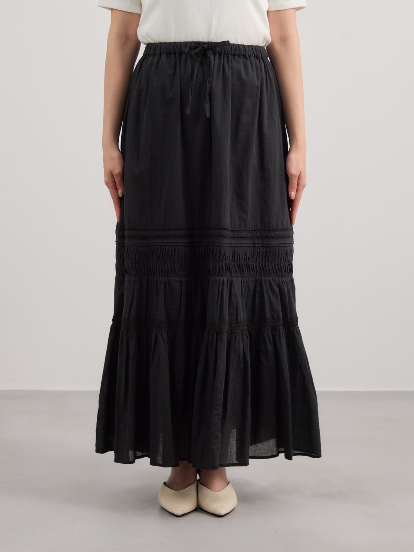 ※こちらが実物のカラーに一番お色味が近くなっております。（ブラック）<br>149cm | B:77 W:60 H:83 股下:68.5 | regular着用 (ヒールの高さ:3.5cm)