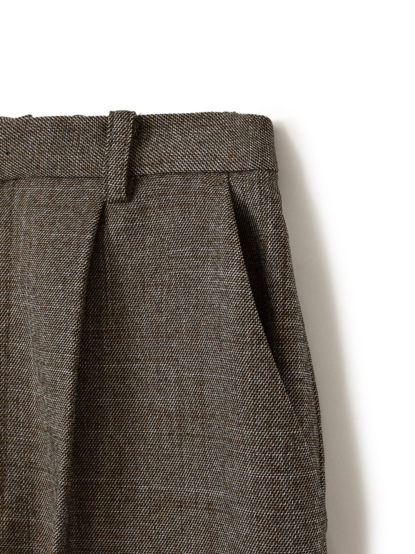 ナローベルトタックテーパードパンツ　[通常]