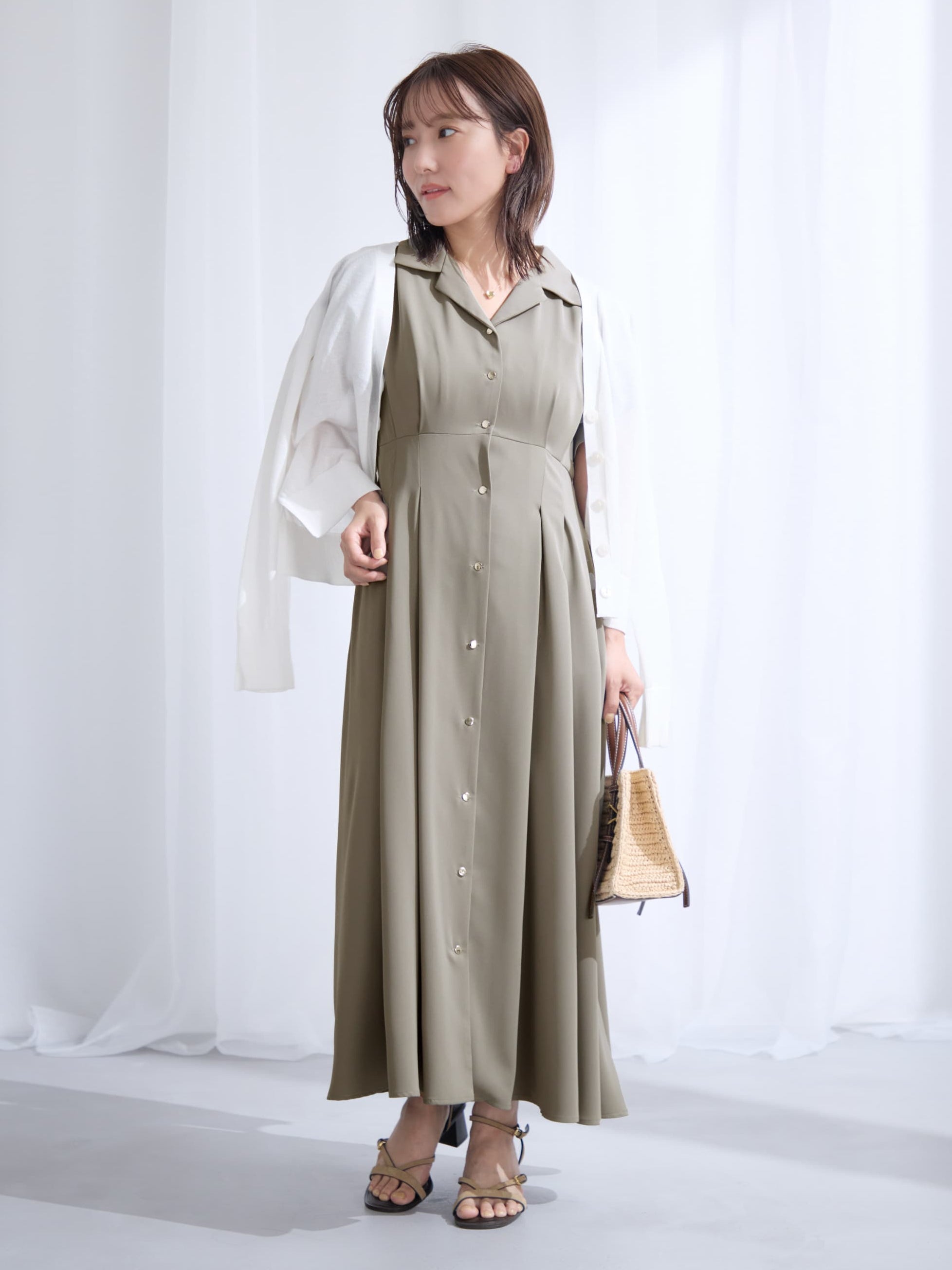 オープンカラーとろみワンピース | 小柄・低身長女性向けファッション