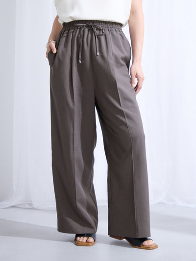 short / チャコール