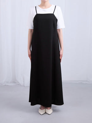 ※こちらが実物のカラーに一番お色味が近くなっております。（ブラック）<br>149cm | B:77 W:60 H:83 股下:68.5 | S着用 (ヒールの高さ:3.5cm)