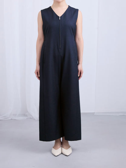 ※こちらが実物のカラーに一番お色味が近くなっております。（ネイビー）<br>143cm | B:78 W:59 H:82 股下:64  | short着用(ヒールの高さ: 3.5cm) 