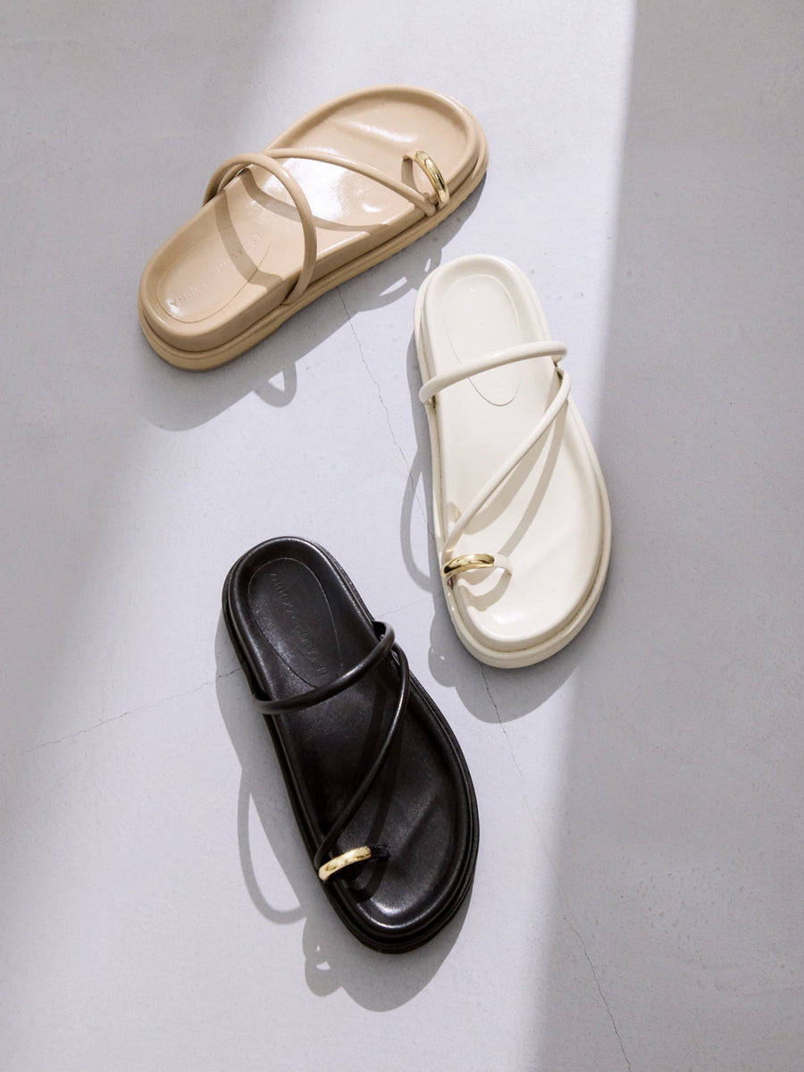 【LE TALONコラボ】厚底メタルサムリングサンダル　[通常]