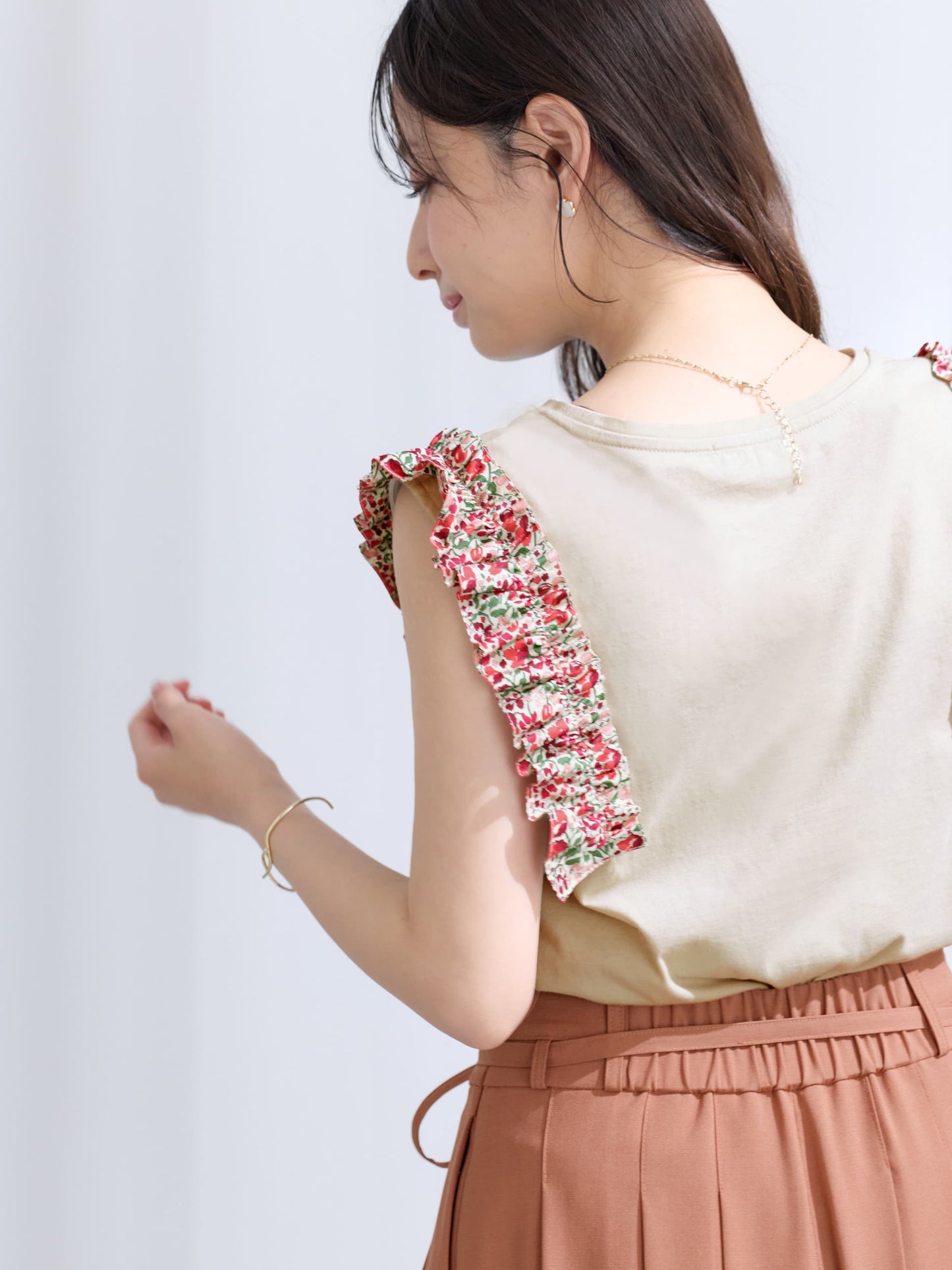 【COHINA MADE WITH LIBERTY FABRIC】フリルスリーブカットソー　[通常]