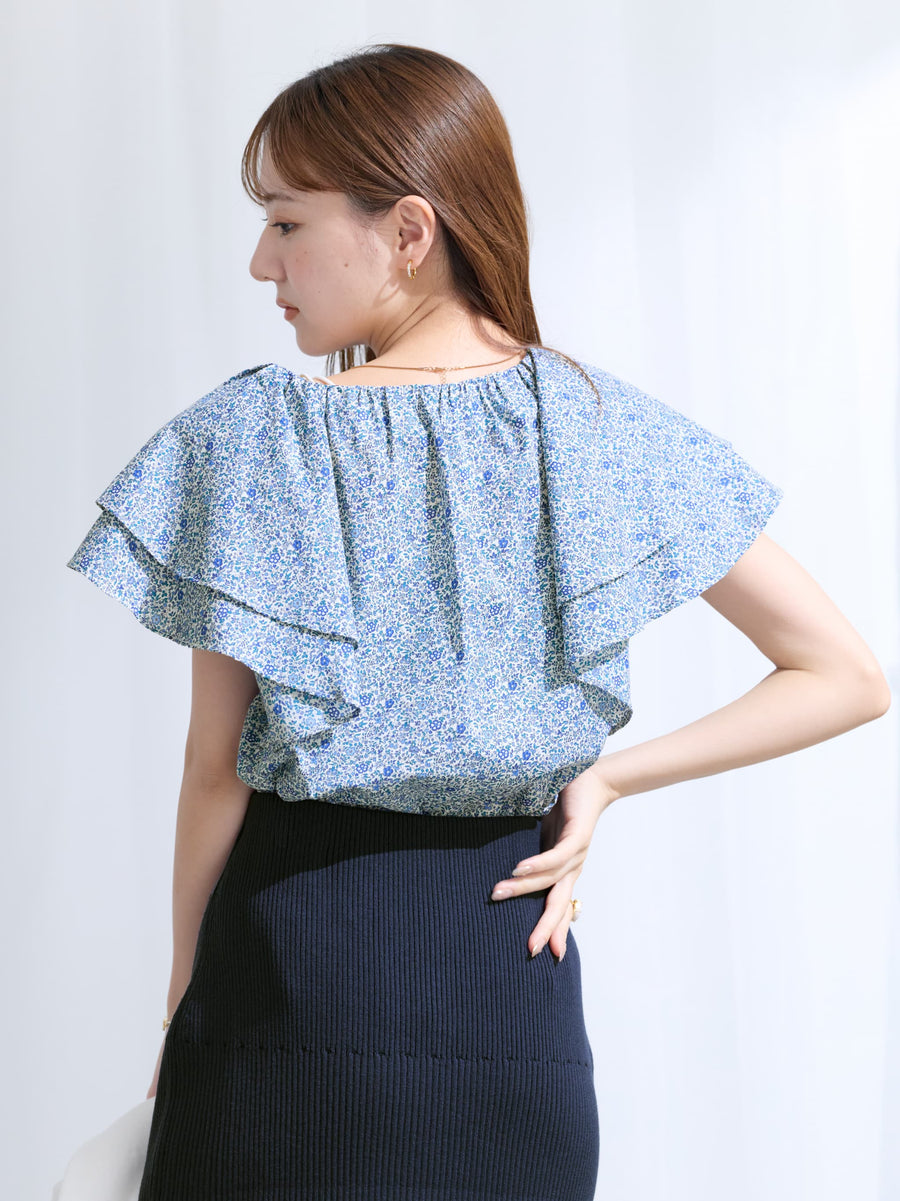 【COHINA MADE WITH LIBERTY FABRIC】ラッフルスリーブブラウス　[通常]