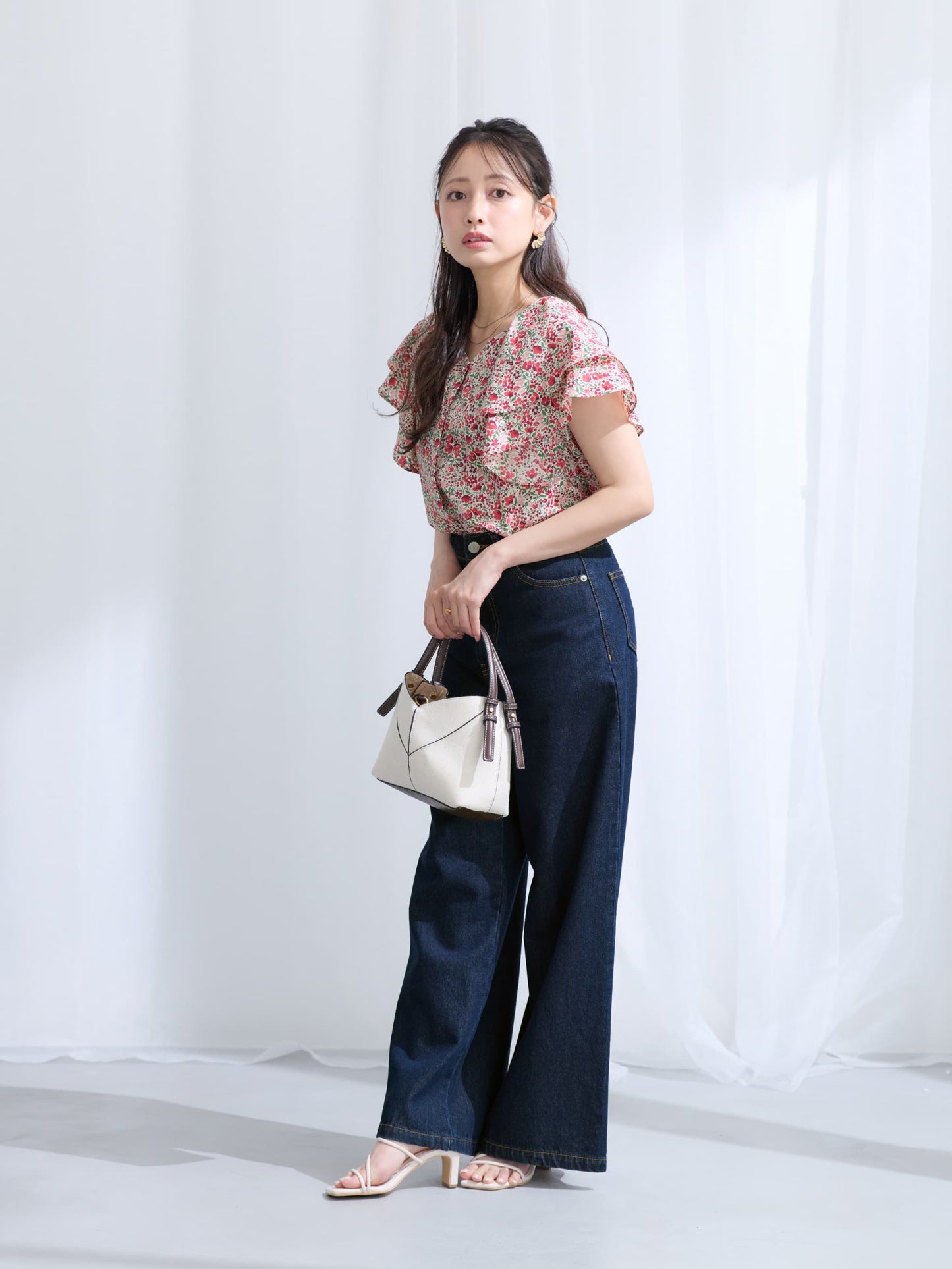 【COHINA MADE WITH LIBERTY FABRIC】ラッフルスリーブブラウス　[通常]