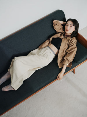 157cm | B:77 W:56 H:82 股下:69 | XS着用