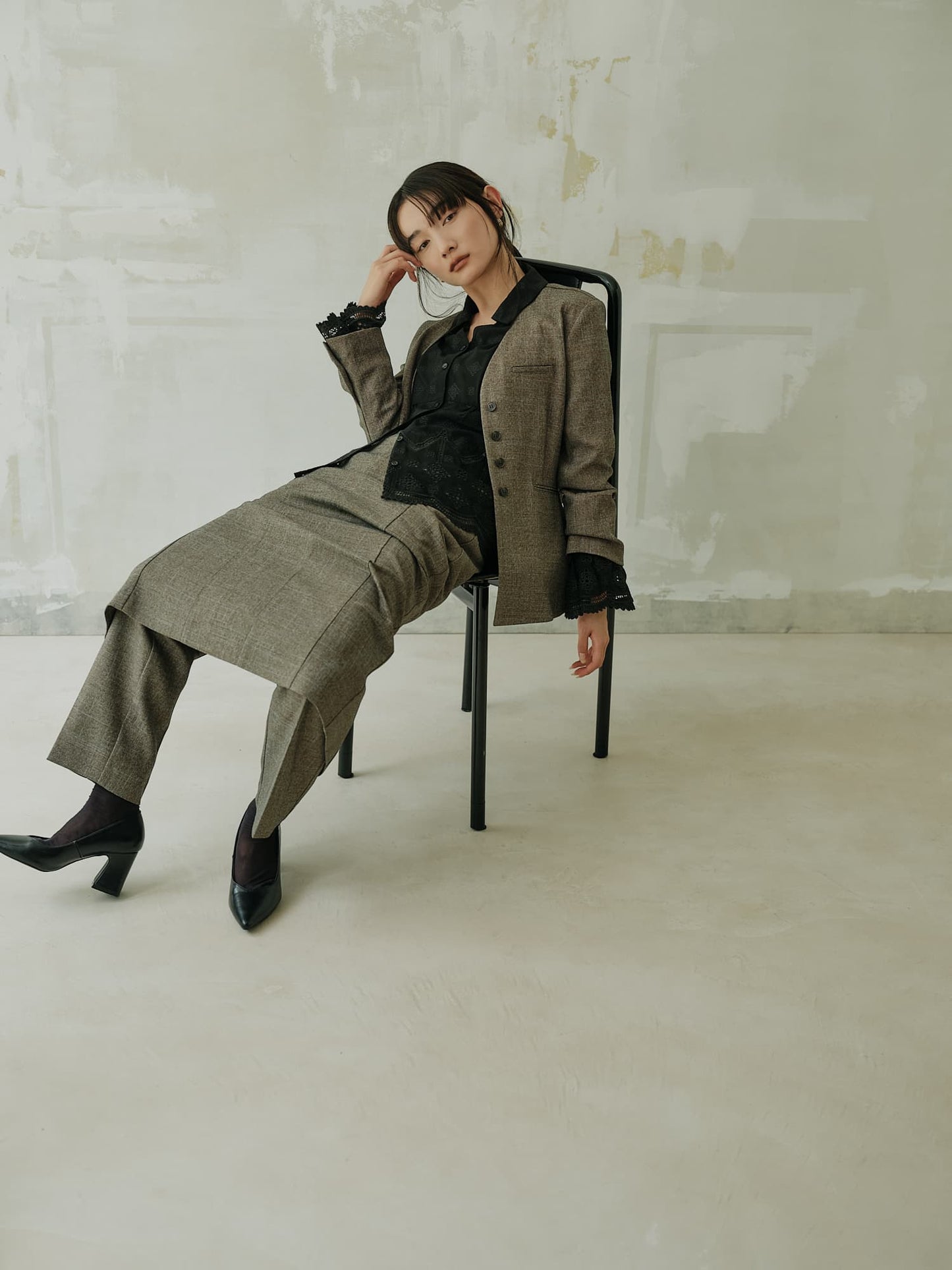 ベルト付きノーカラージャケット　[通常]