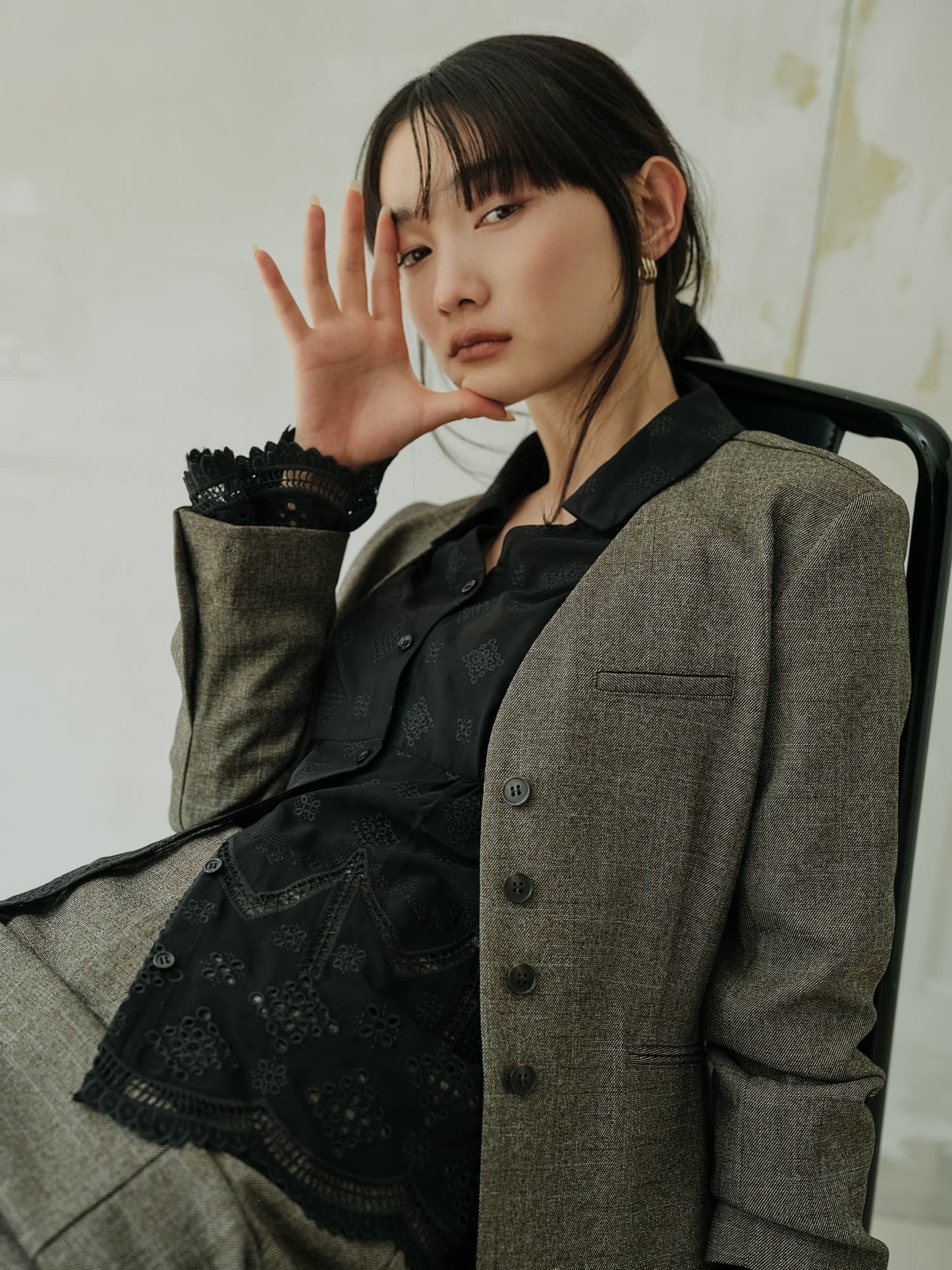 ベルト付きノーカラージャケット　[通常]