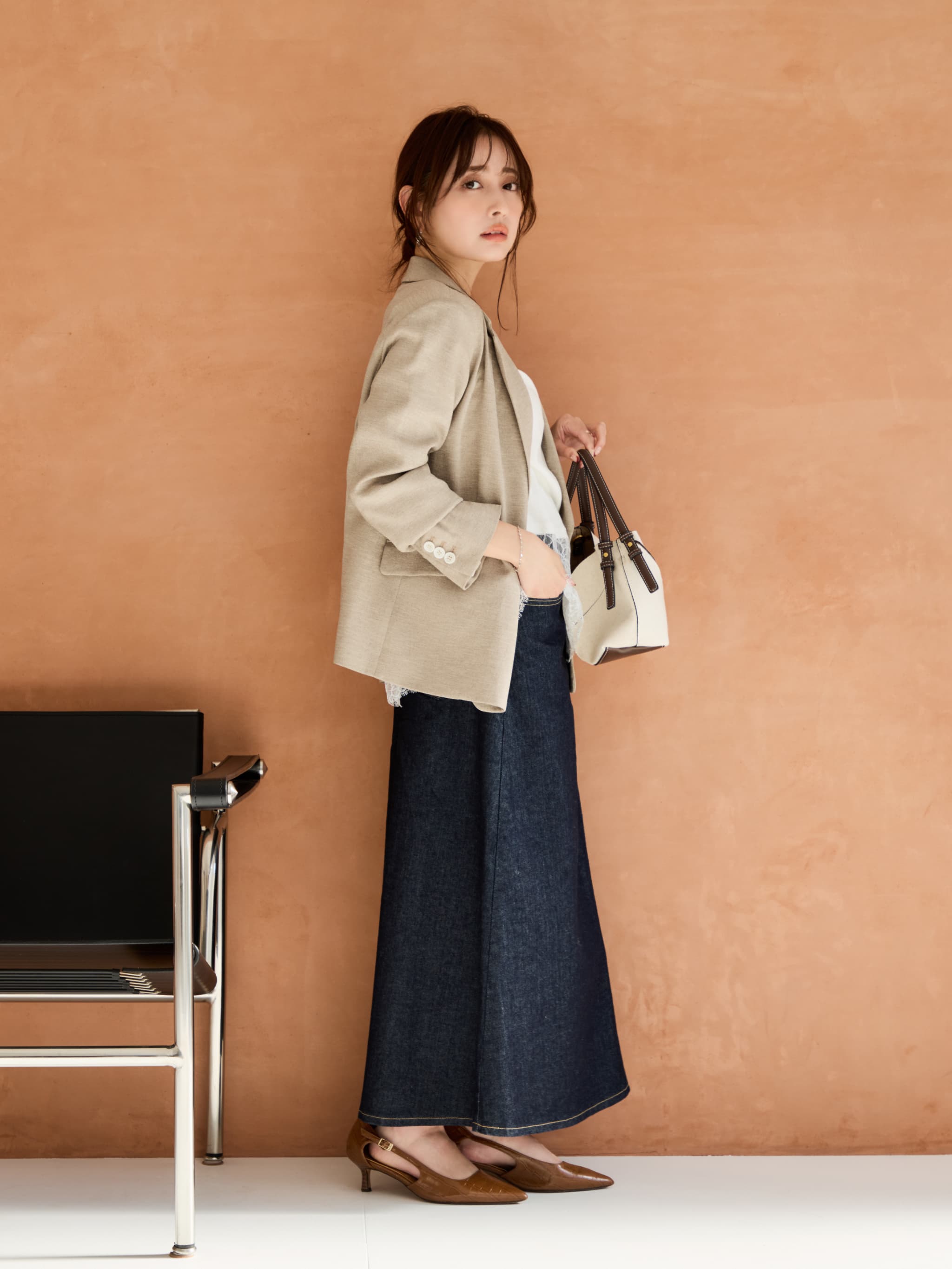 新品 コヒナ【SOMETHINGコラボ】バッグタックデニムスカート XS 白 SOMETHINGコラボ】バックタックデニムスカート-short & regular | 小柄