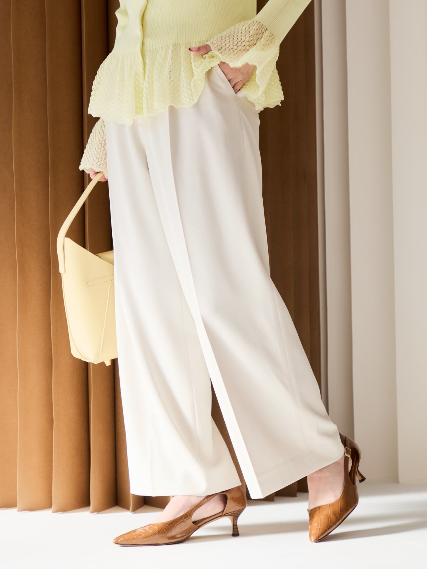 149cm | B:77 W:60 H:83 股下:68.5 | regular-XS着用