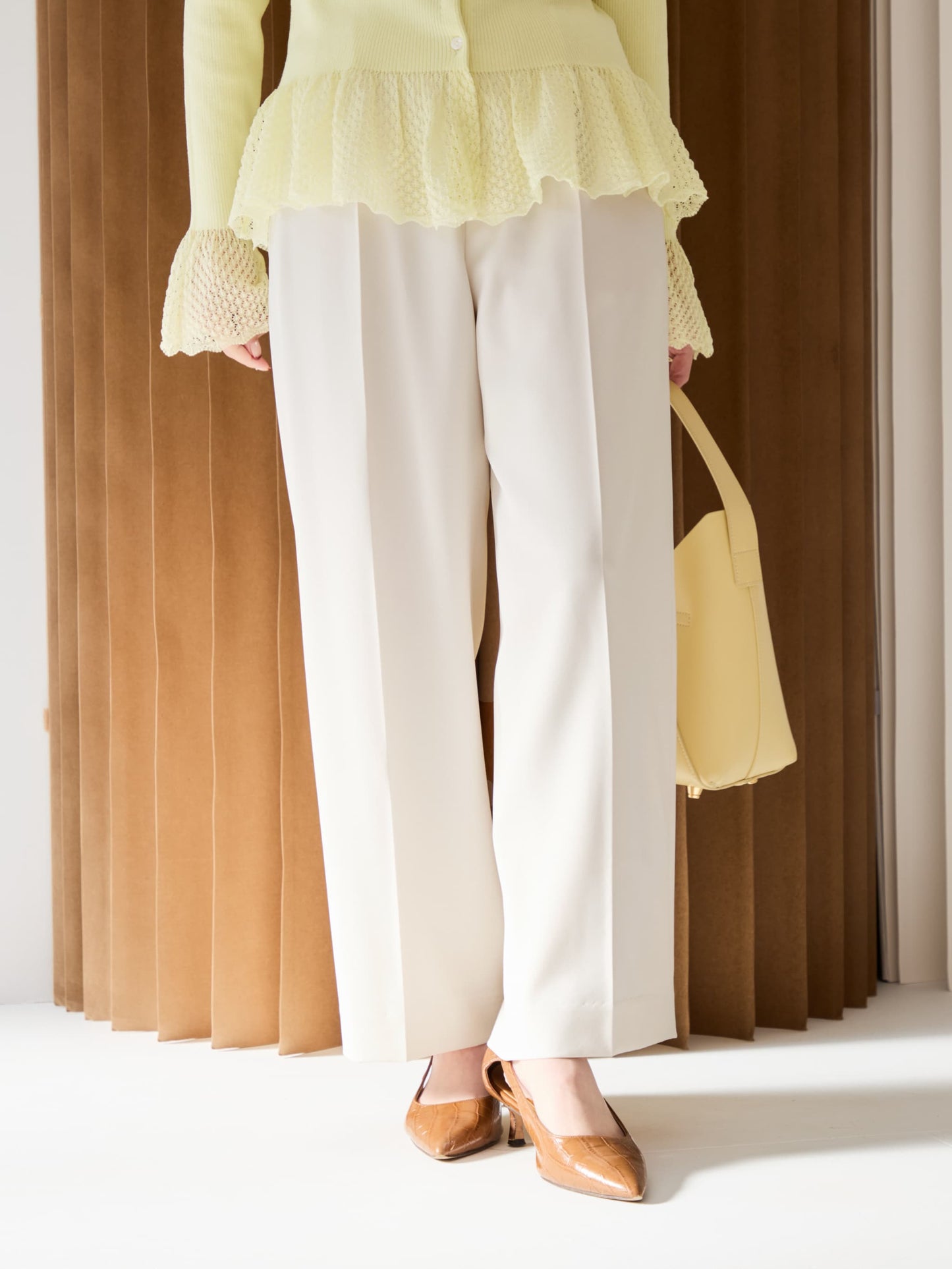 149cm | B:77 W:60 H:83 股下:68.5 | regular-XS着用