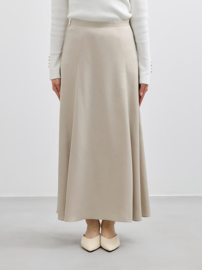 ※こちらが実物のカラーに一番お色味が近くなっております。（ライトベージュ）<br>149cm | B:77 W:60 H:83 股下:68.5 | regular-XS着用 (ヒールの高さ: 3.5cm) 