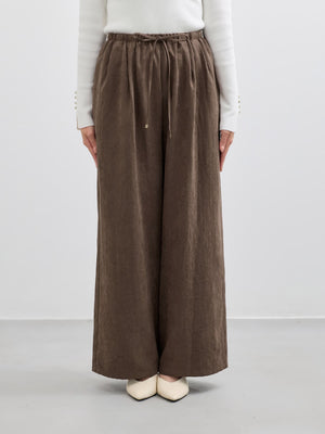 ※こちらが実物のカラーに一番お色味が近くなっております。（ブラウン）<br>149cm | B:77 W:60 H:83 股下:68.5 | regular-XS着用 (ヒールの高さ:3.5cm)