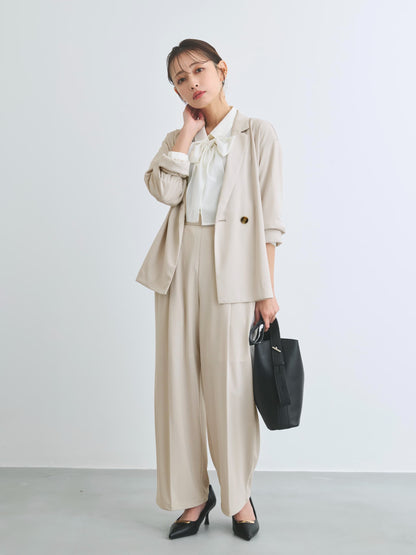 149cm | B:77 W:60 H:83 股下:68.5 | regular着用