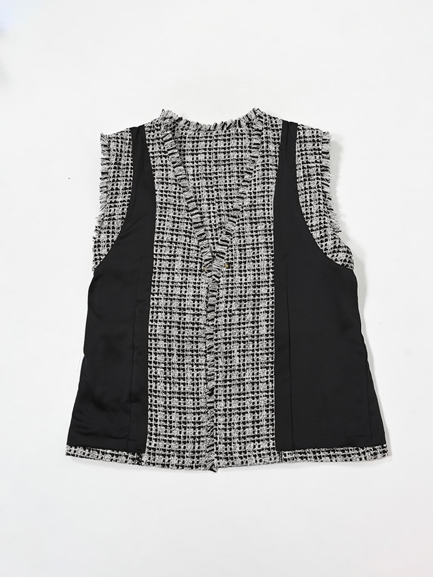 ゴールドボタンノーカラーツイードジレ | 小柄・低身長女性向け