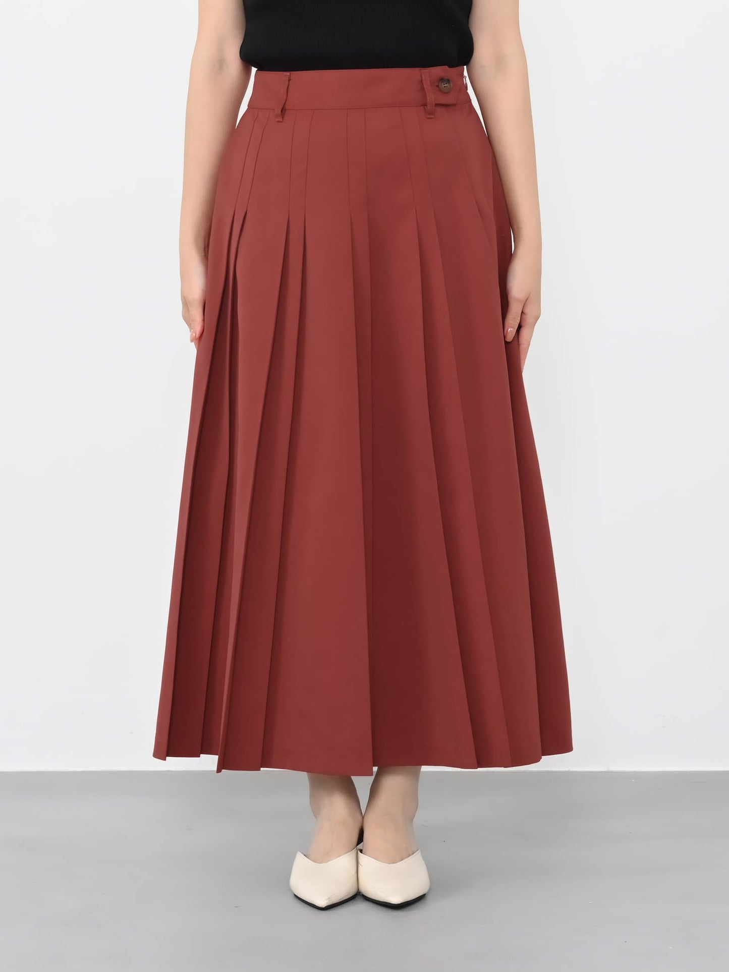 ※こちらが実物のカラーに一番お色味が近くなっております。（テラコッタ）<br>149cm | B:77 W:60 H:83 股下:68.5 | regular-XS着用 (ヒールの高さ:3.5cm)