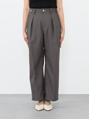 ※こちらが実物のカラーに一番お色味が近くなっております。（グレー）<br>149cm | B:77 W:60 H:83 股下:68.5 |regular - XS着用 (ヒールの高さ: 3.5cm) 