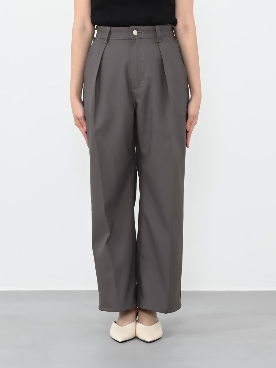 ※こちらが実物のカラーに一番お色味が近くなっております。（グレー）<br>149cm | B:77 W:60 H:83 股下:68.5 |regular - XS着用 (ヒールの高さ: 3.5cm) 