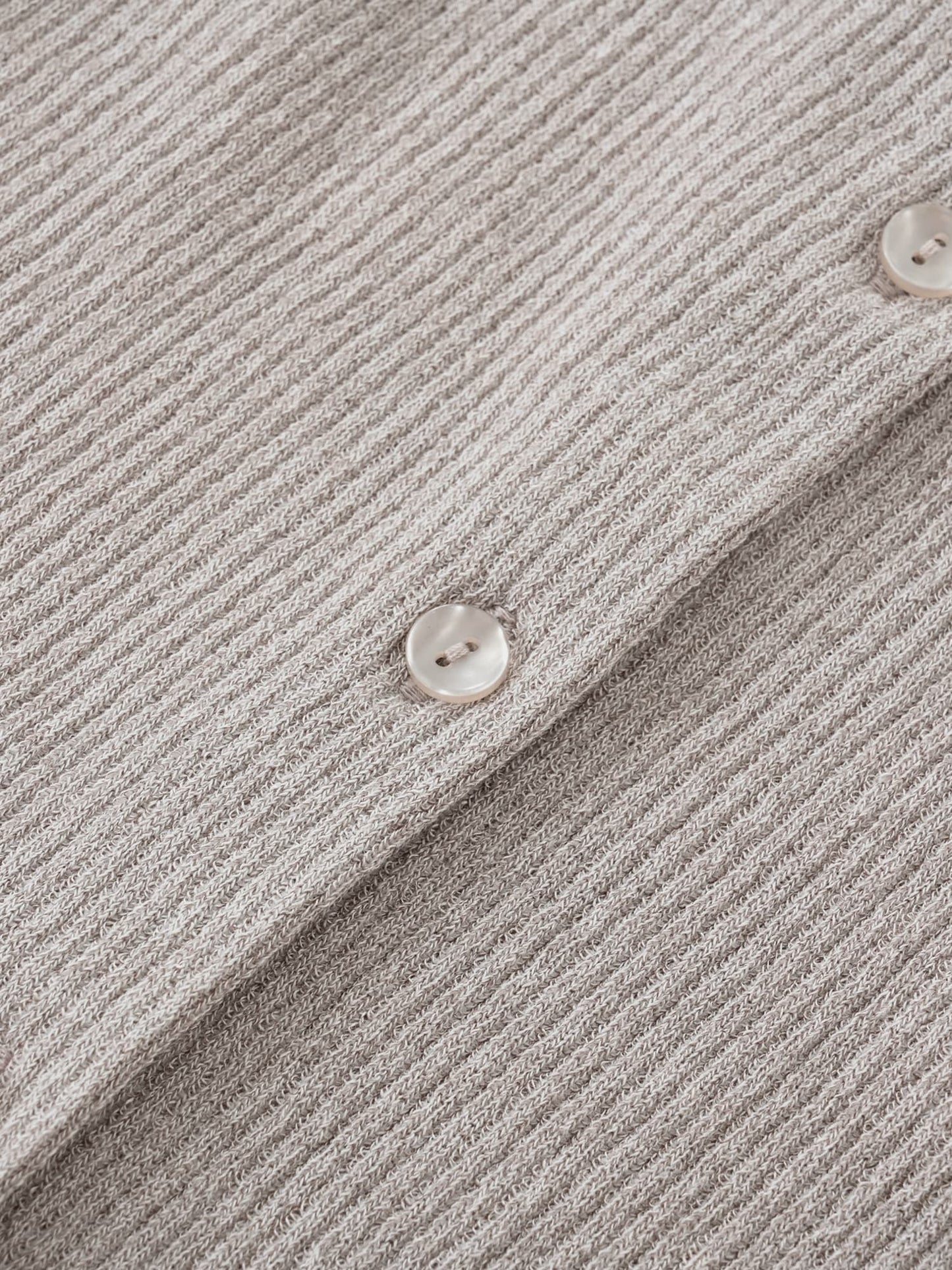 Vネックデザインカラーリブニット　[通常]