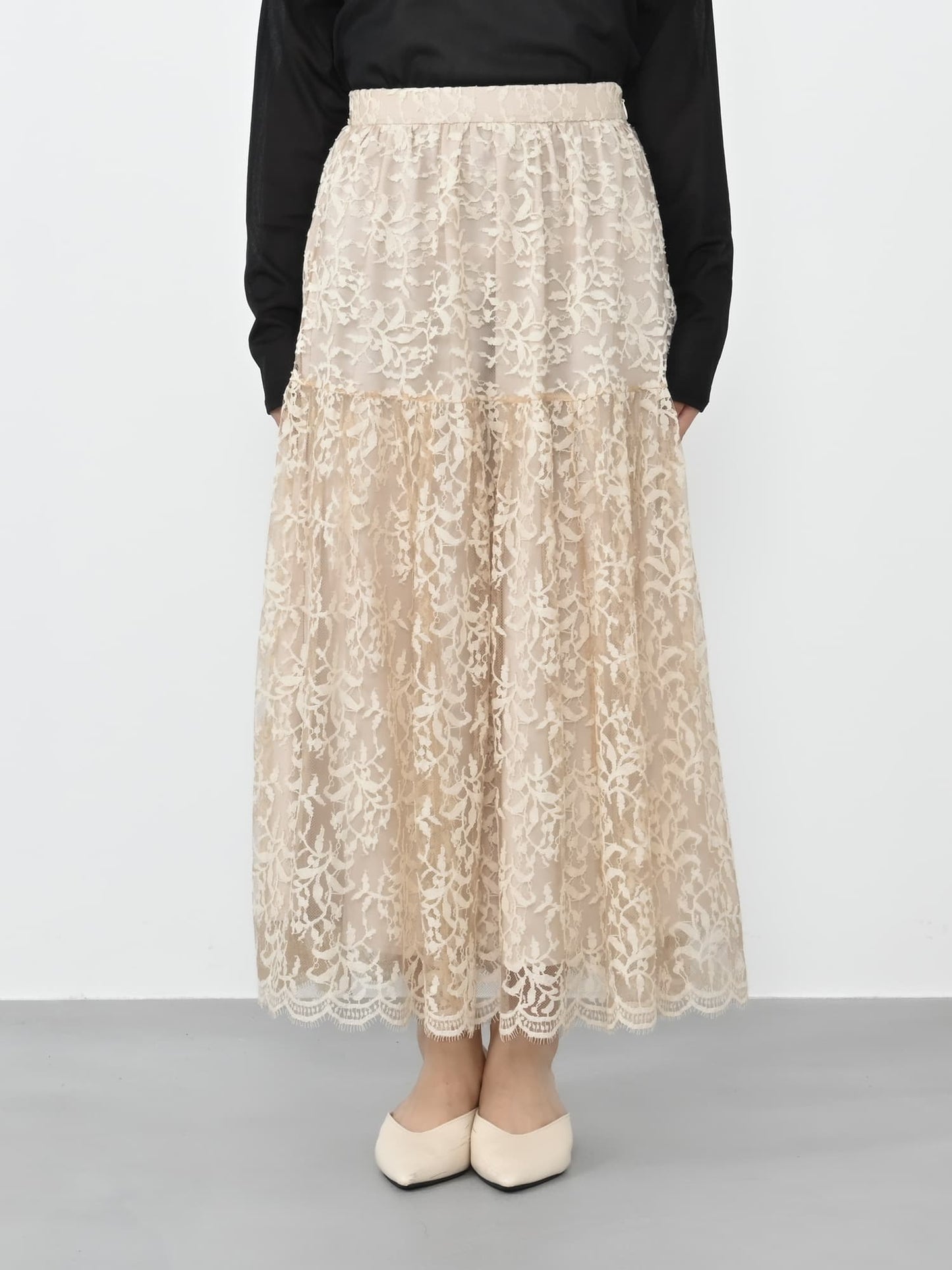 ※こちらが実物のカラーに一番お色味が近くなっております。（エクリュ）<br>143cm | B:73 W:60 H:81 股下:65  | short-XS着用 (ヒールの高さ:3.5cm)