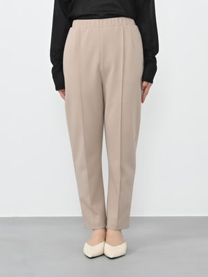 ※こちらが実物のカラーに一番お色味が近くなっております。（ライトベージュ）<br>143cm | B:73 W:60 H:81 股下:65  | short着用(ヒールの高さ:3.5cm)