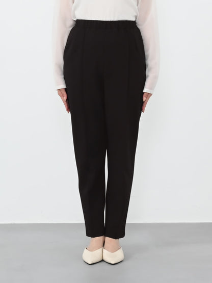 ※こちらが実物のカラーに一番お色味が近くなっております。（ブラック）<br>149cm | B:77 W:60 H:83 股下:68.5 | regular着用 (ヒールの高さ:3.5cm)