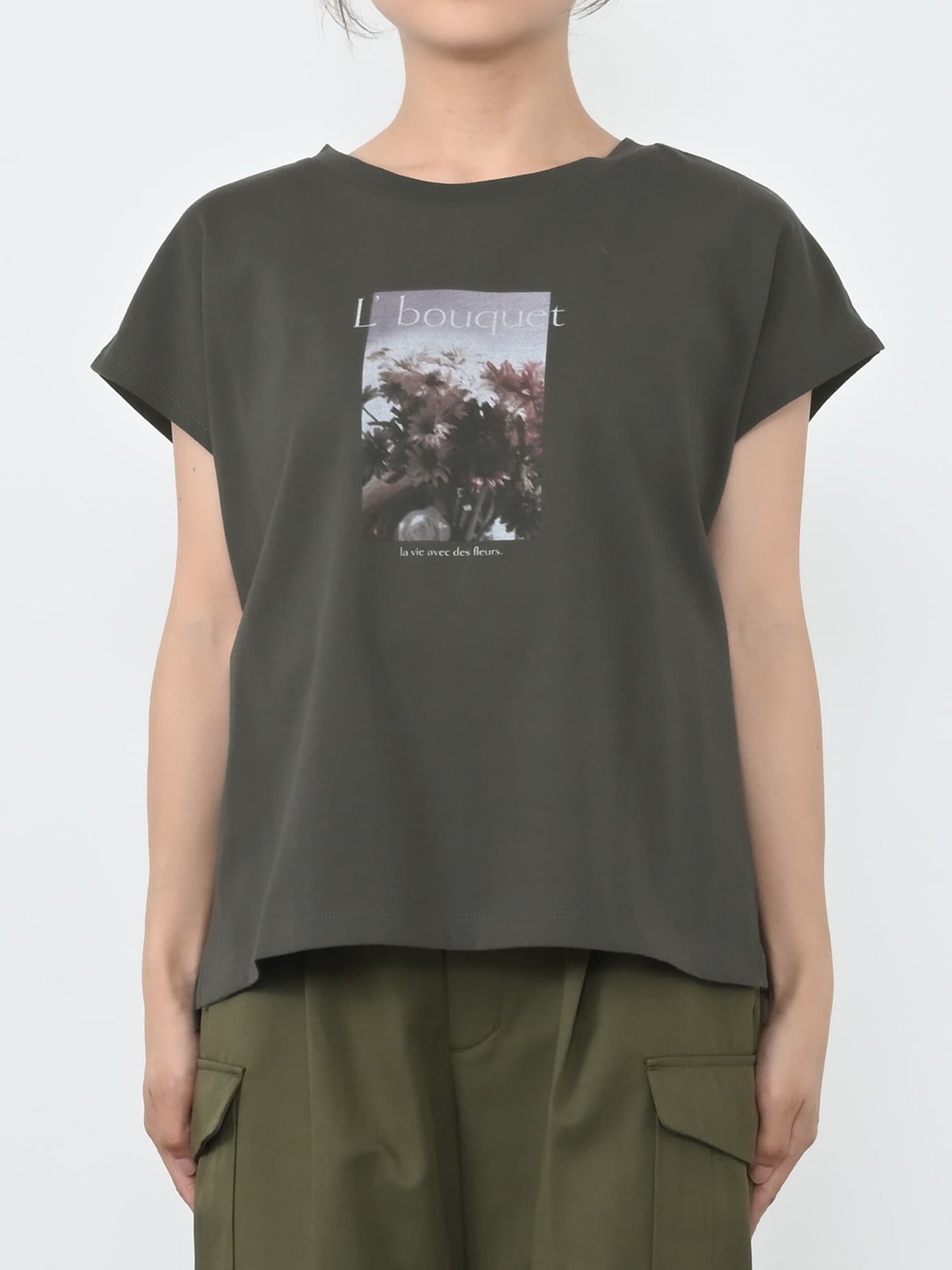 ※こちらが実物のカラーに一番お色味が近くなっております。（チャコール）<br>143cm | B:73 W:60 H:81 股下:65 | ワンサイズ着用 