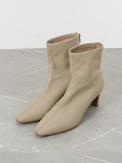 ※こちらが実物のカラーに一番お色味が近くなっております。（ライトベージュ）<br>