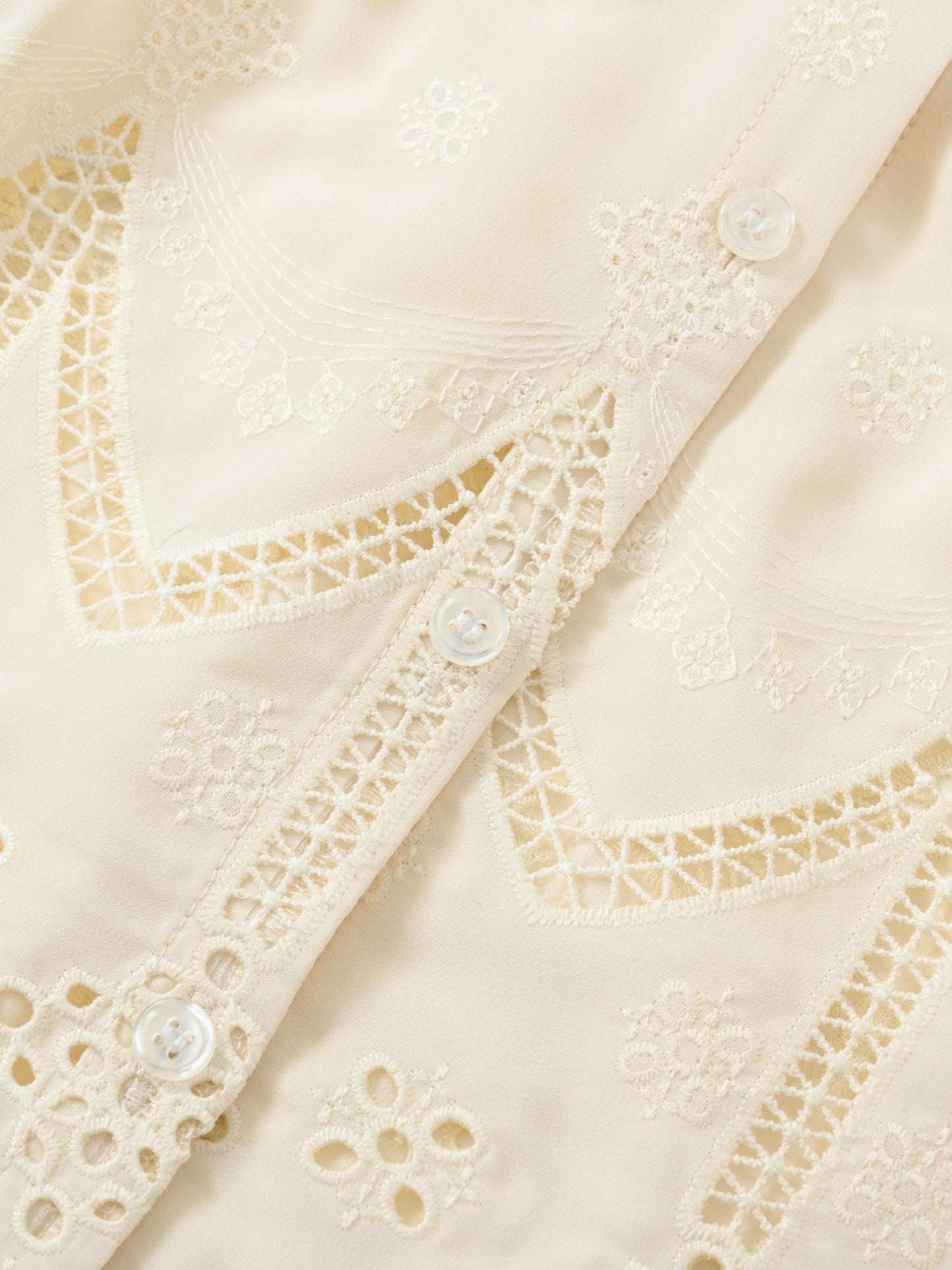 エンブロイダリーリボンスリーブブラウス　[通常]