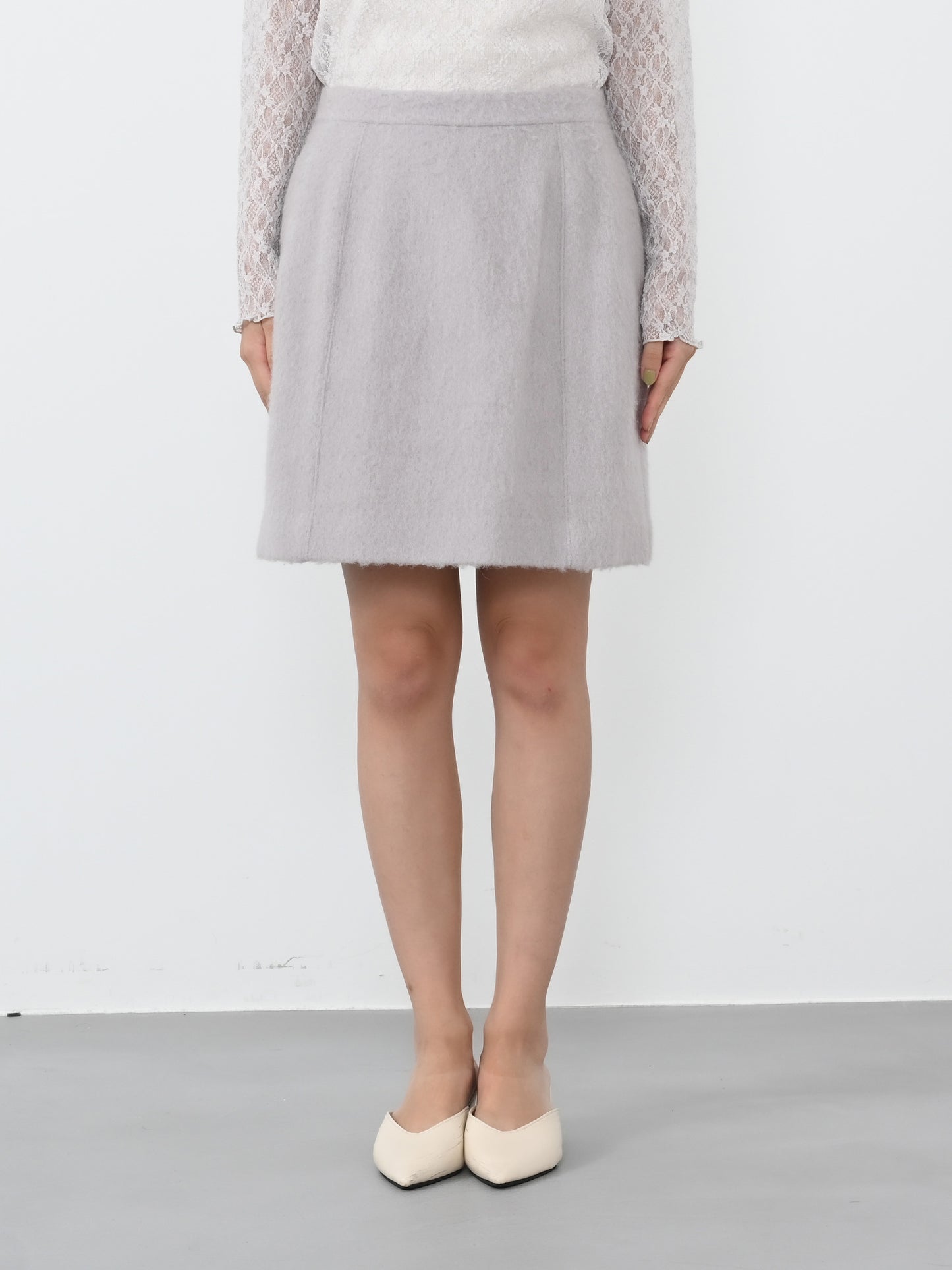 ※こちらが実物のカラーに一番お色味が近くなっております。（ブルーグレー）<br>149cm | B:77 W:60 H:83 股下:68.5 | XS着用 (ヒールの高さ:3.5cm)