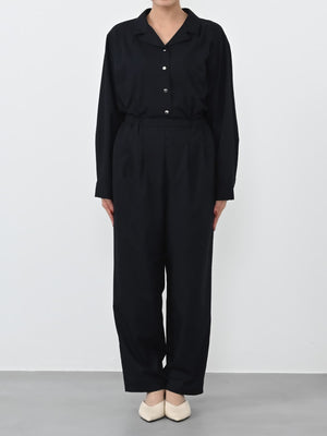 ※こちらが実物のカラーに一番お色味が近くなっております。（ネイビー）<br>149cm | B:77 W:60 H:83 股下:68.5 | regular着用 (ヒールの高さ:3.5cm)