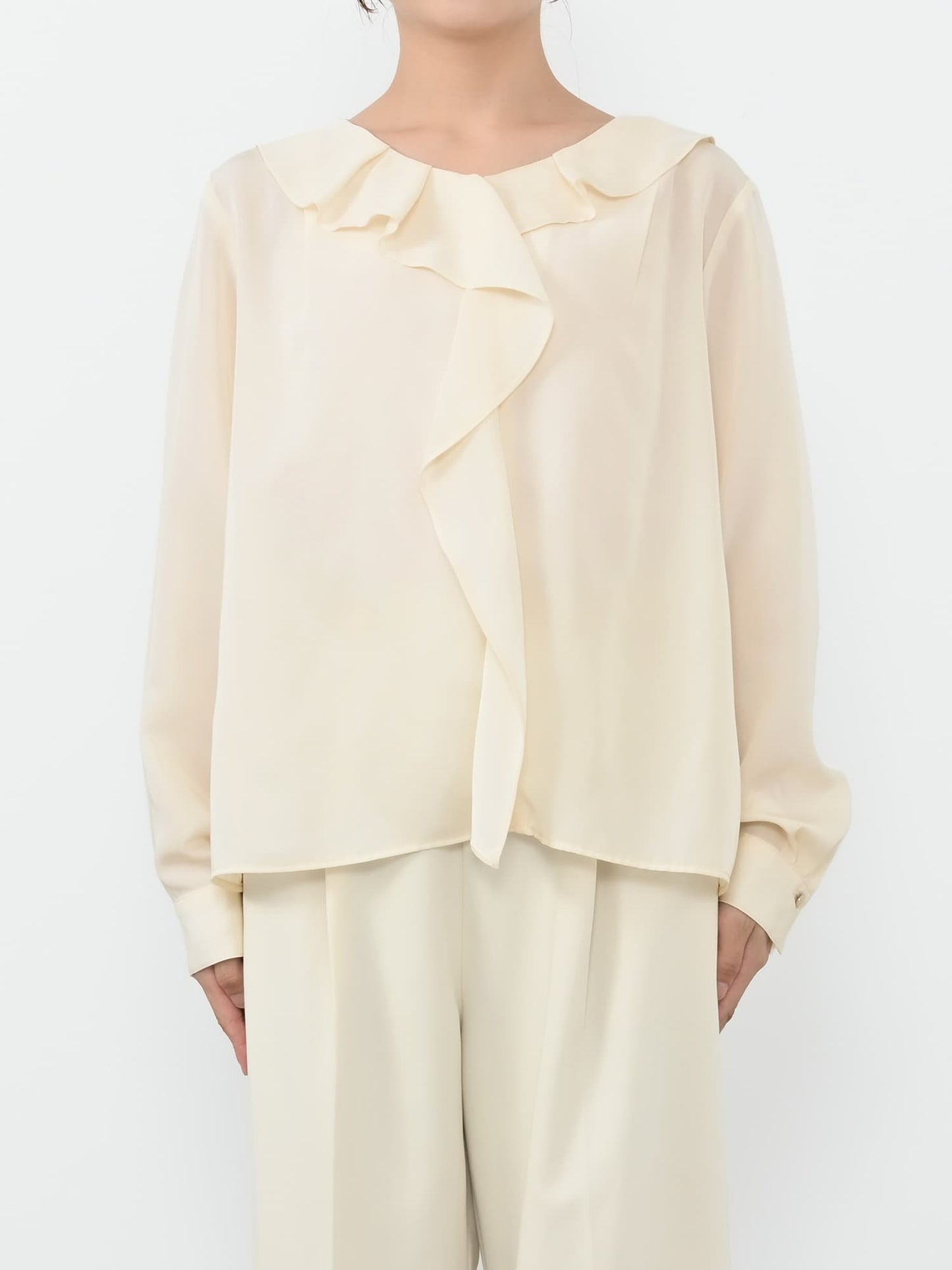 ※こちらが実物のカラーに一番お色味が近くなっております。（アイボリー）<br>143cm | B:73 W:60 H:81 股下:65  | ワンサイズ着用